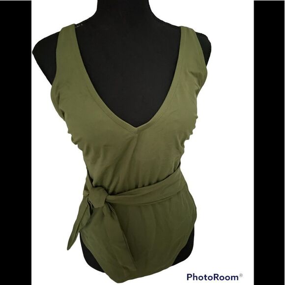 NEW with tags Shade & Shore green one piece swimsuit with tie,adjustable straps - Picture 1 of 8